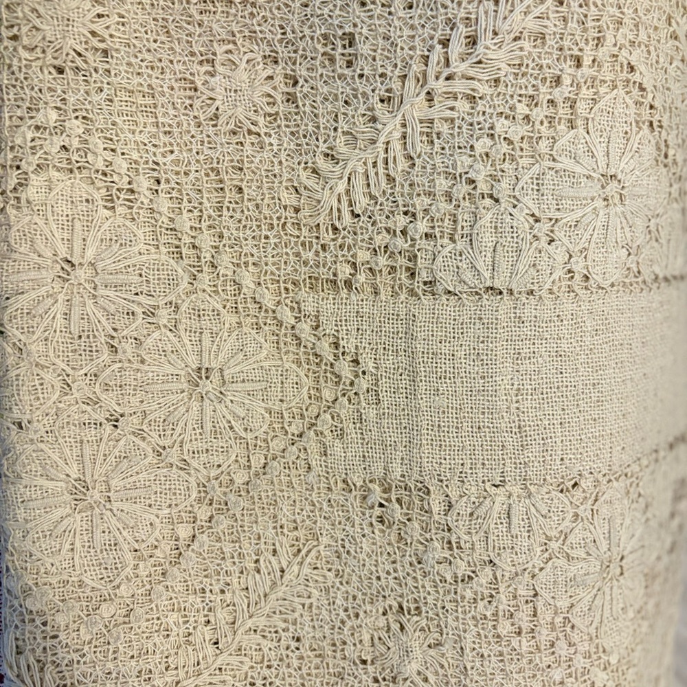 Vintage Fine Crochet Lace Table Cloth